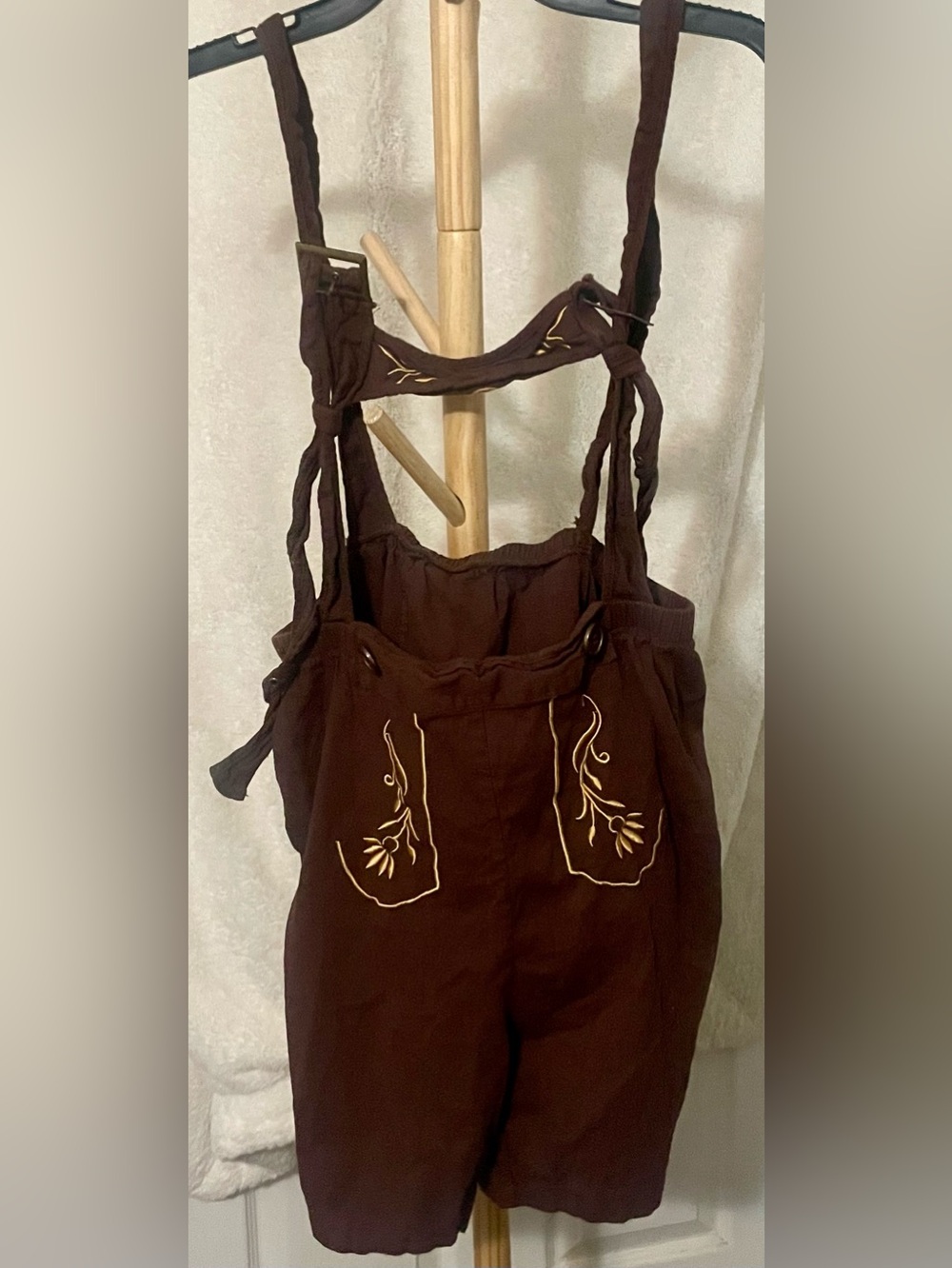 Traditional Lederhosen From Germany - Perfect For Oktoberfest